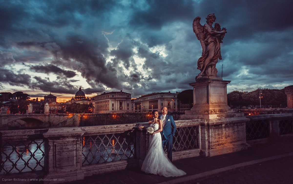 Brautpaar Fotos auf Sant´Angelo Brücke in Rom