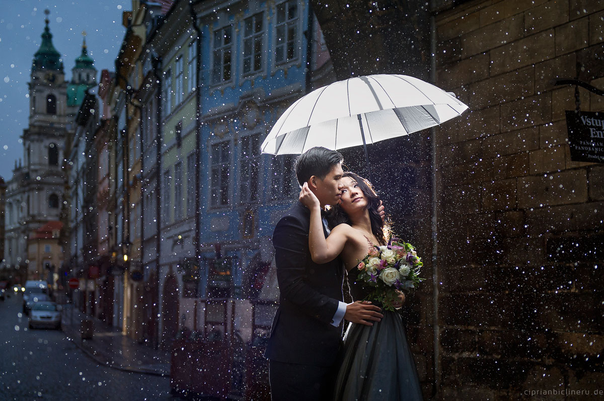 After wedding shooting im Regen in Prag