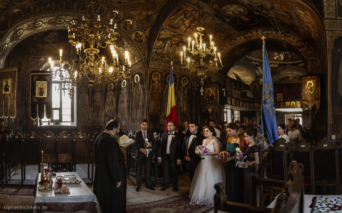 the orthodox church wedding ceremony