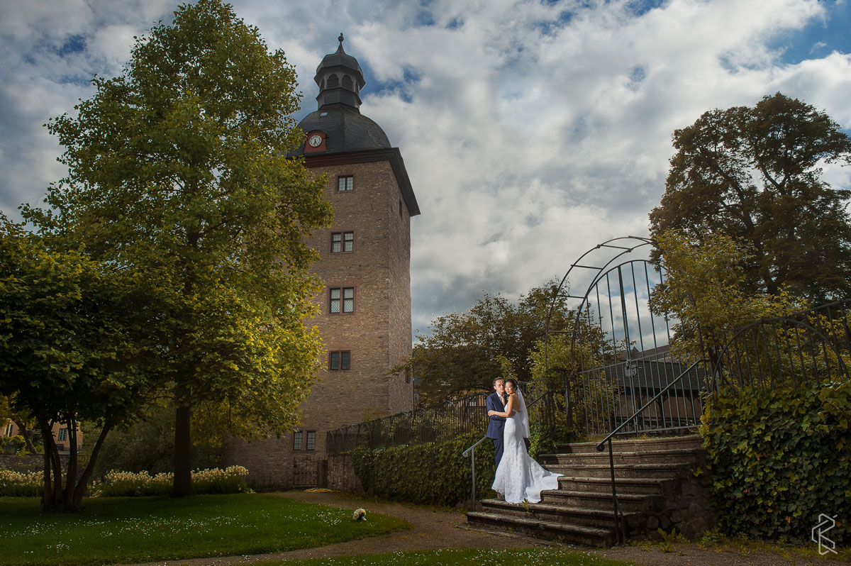 Destination Wedding at Vollrads castle in Germany