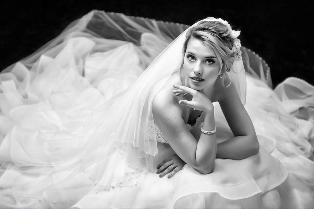 Schwarzweiss Hochzeitsfotos - Frankfurter Braut im